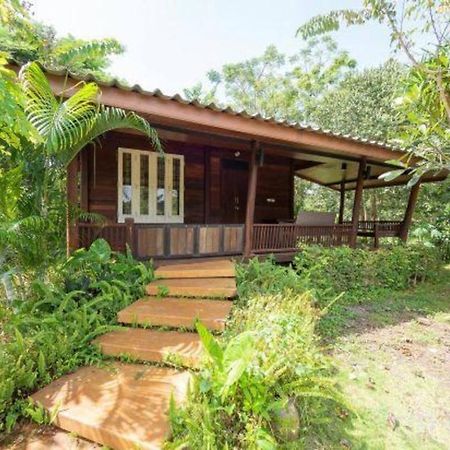 The Frog Khao Yai Resort Му-Си Экстерьер фото